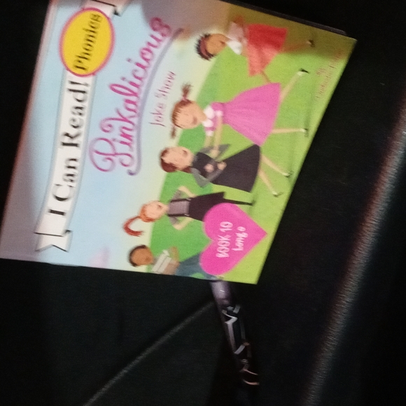 Book - Picture 5 of 8